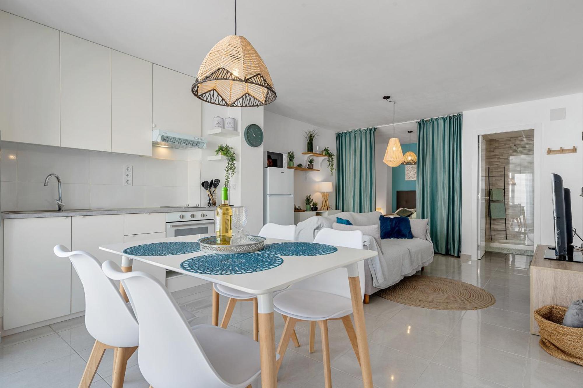 Casa Amorosa Apartment - Close To Beach, City Centre And Bus Station 托雷维耶哈 外观 照片