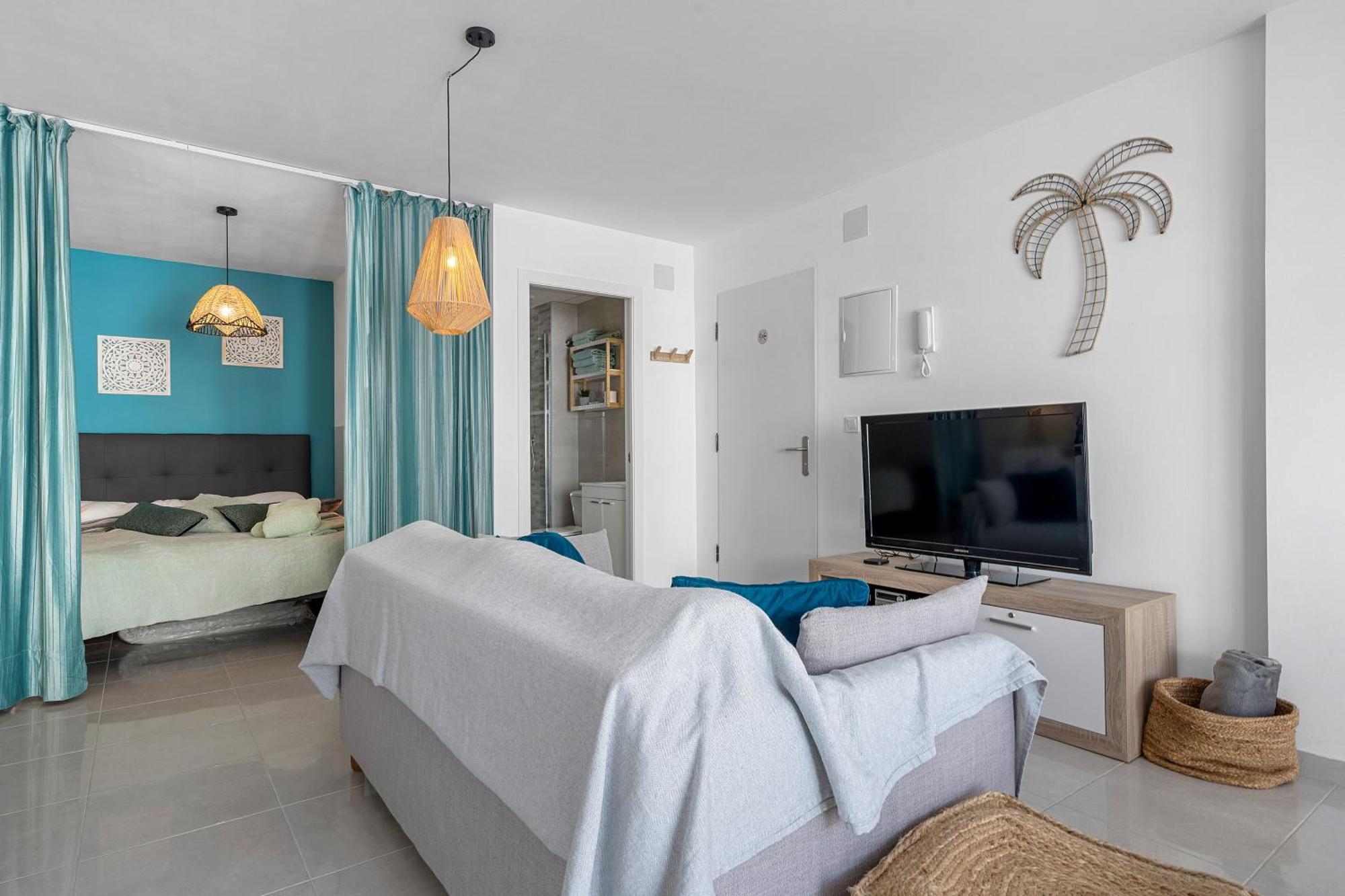Casa Amorosa Apartment - Close To Beach, City Centre And Bus Station 托雷维耶哈 外观 照片