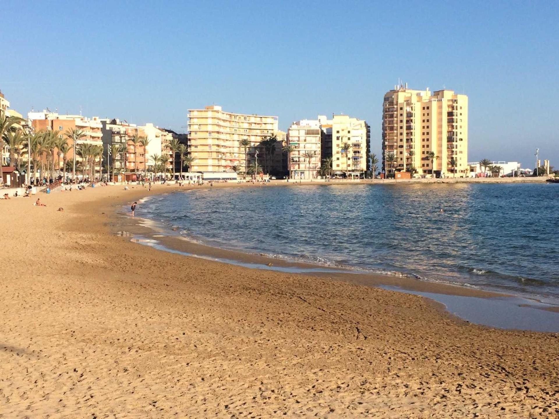 Casa Amorosa Apartment - Close To Beach, City Centre And Bus Station 托雷维耶哈 外观 照片